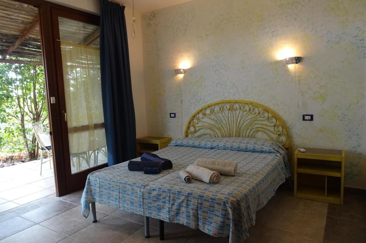 B&B Casa per ferie VillaggioCarovana Castiadas Esterno foto